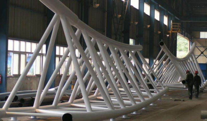 密山管廊钢结构与桁架结构的管道支架应该如何区分